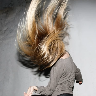 Bragolin vs. Adam Tristar "Let Out the Noise Inside"