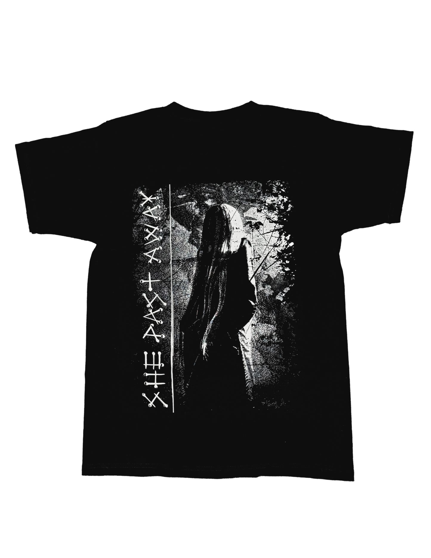 She Past Away Ghostly Figure tee