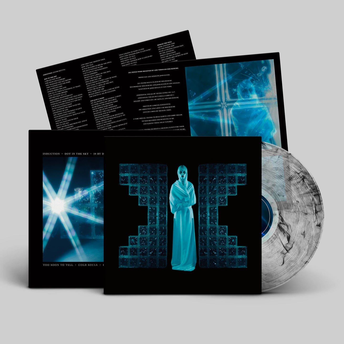 Drab Majesty "The Demonstration"